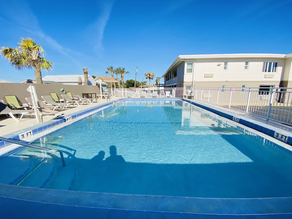 A1A Super Inn 5/29