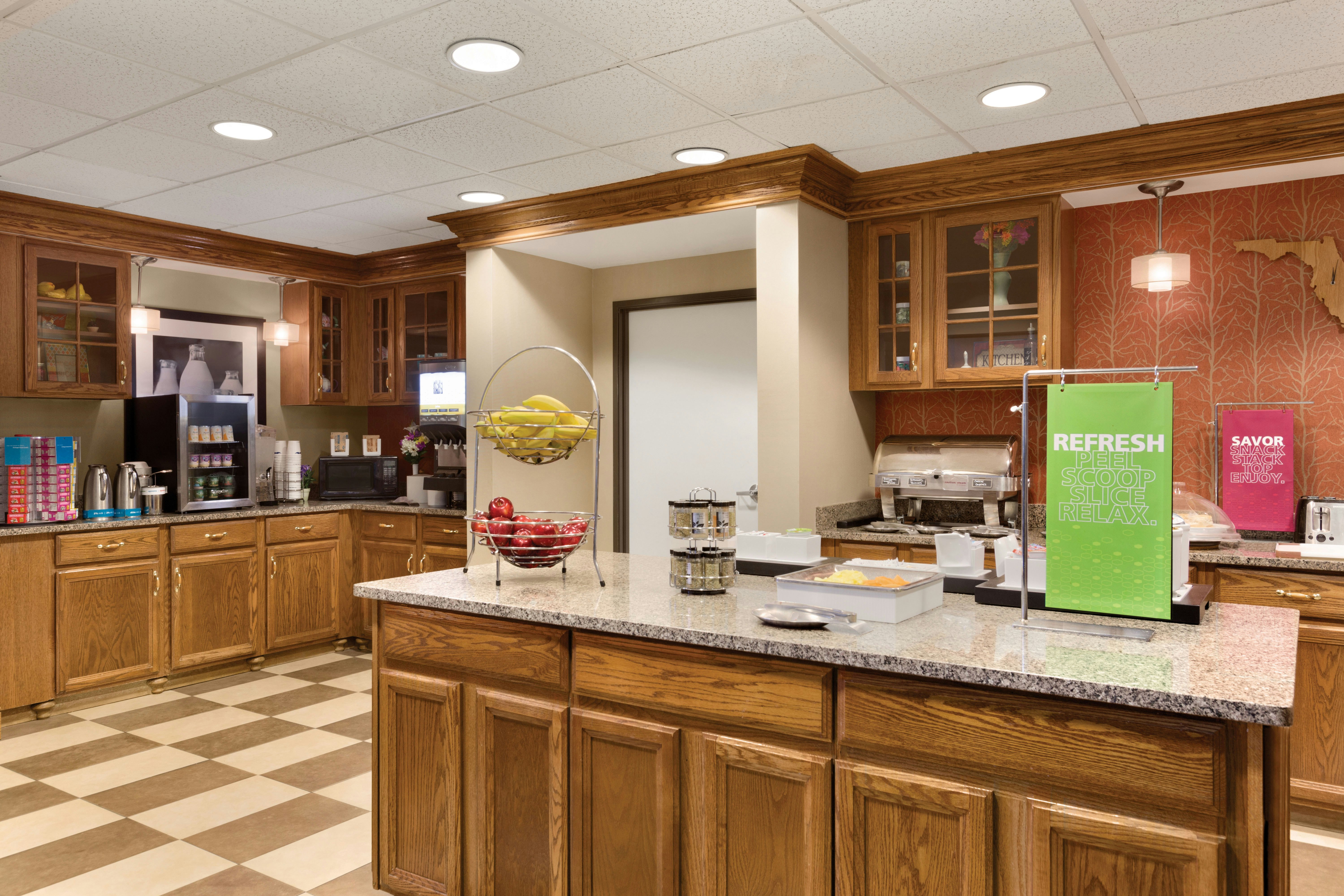 Hampton Inn & Suites Tarpon Springs 7/43