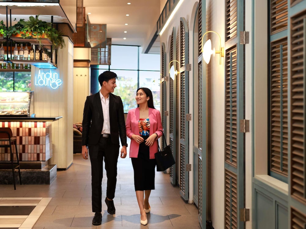Mercure Bengkulu 7/66