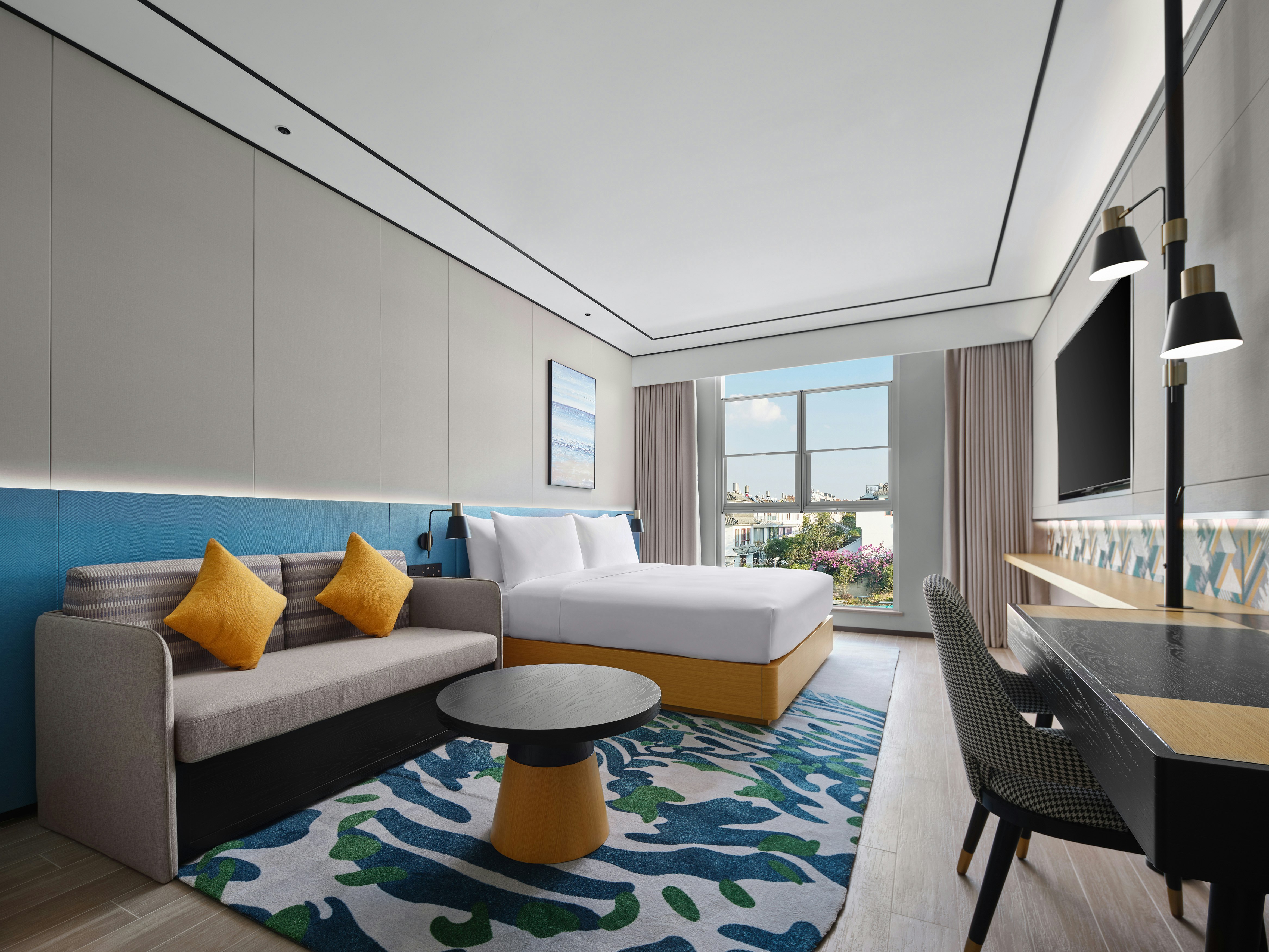 ROOM, KING BED, ACCESSIBLE