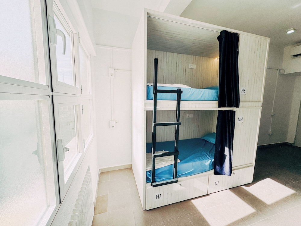 Madvibes Hostel 41/60
