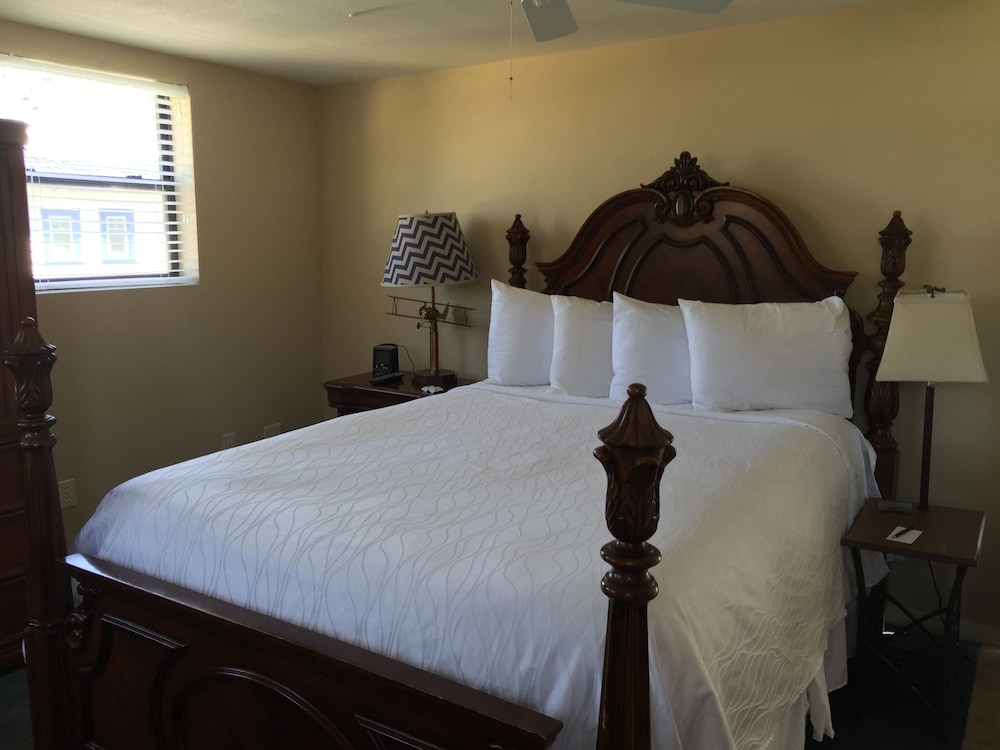 Seacrest Inn 20/42