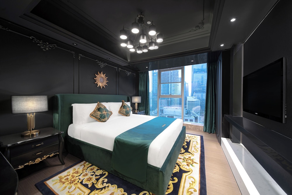 جناح بريميير بسرير كينج وسرير كوين بإطلالة على المدينة بغرفتي نوم بمطبخ