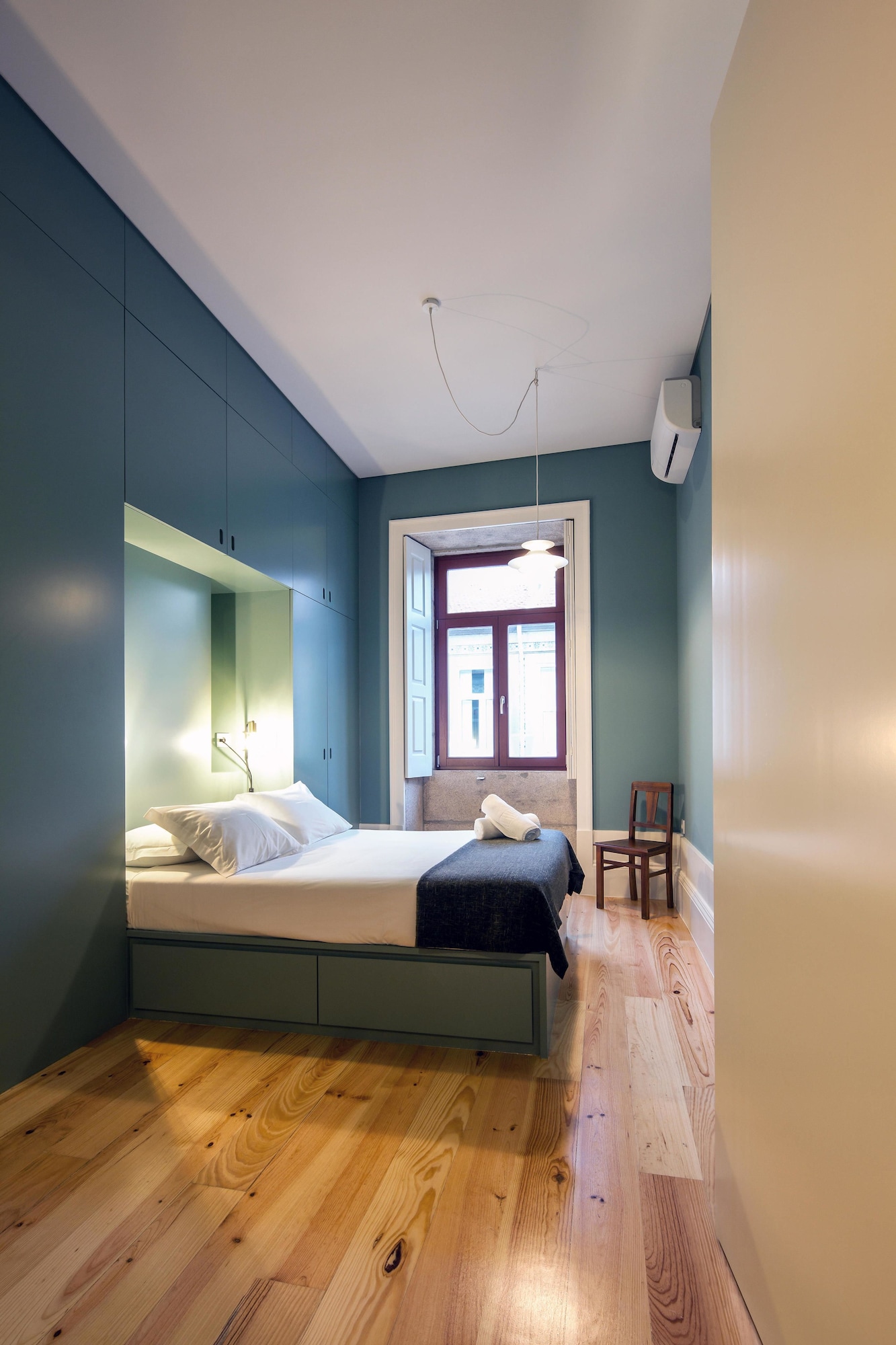 1 Bedroom, Deluxe, Apartment, Double Bed, Street View, Sofa