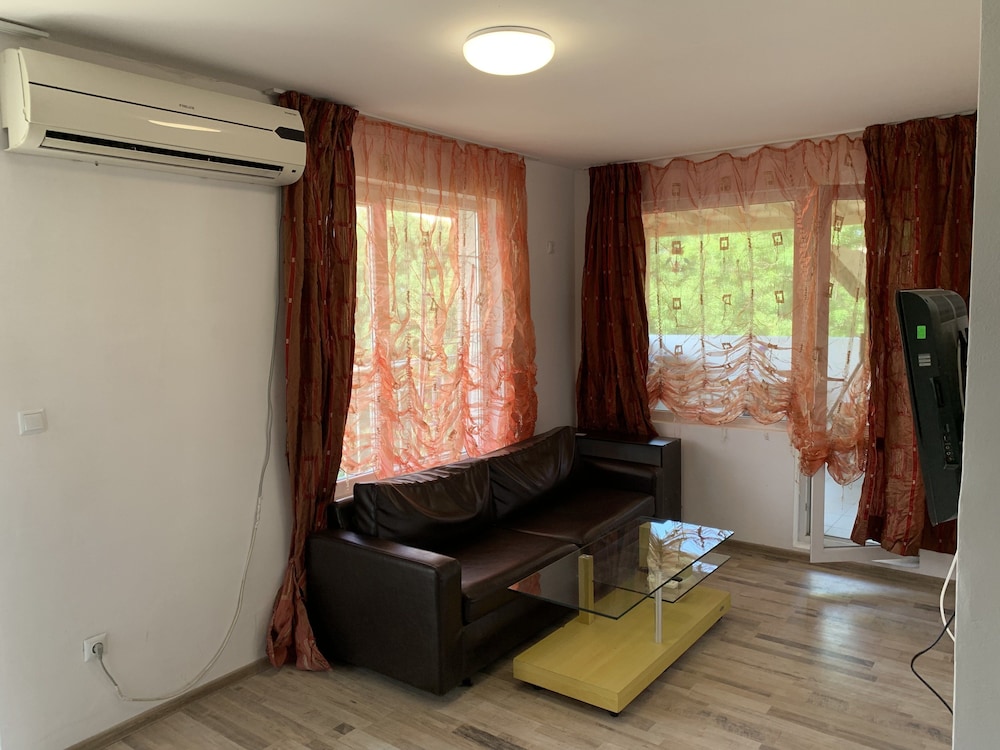 Samuil Apartments 24/46