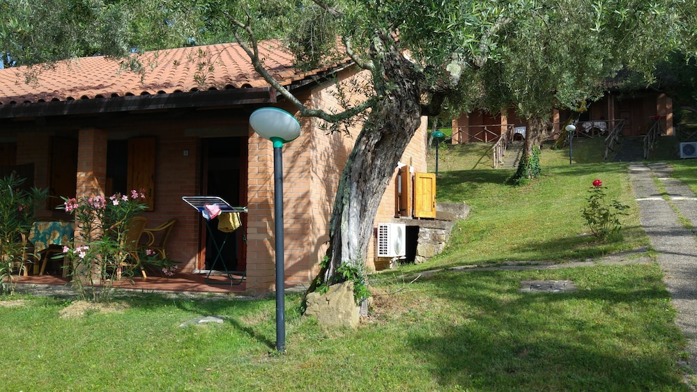 Camping Villaggio Cerquestra 43/50