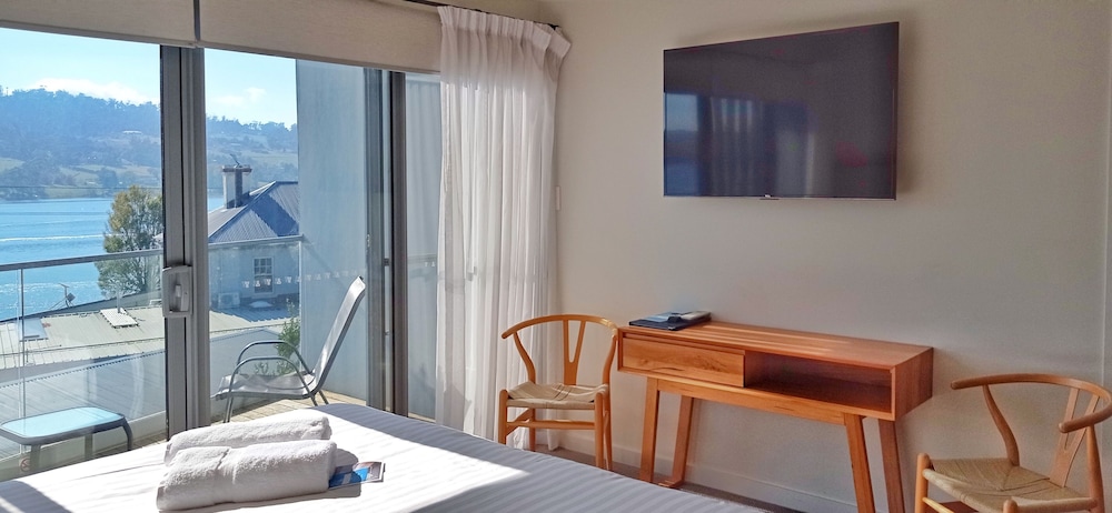 Rosevears Hotel 21/50