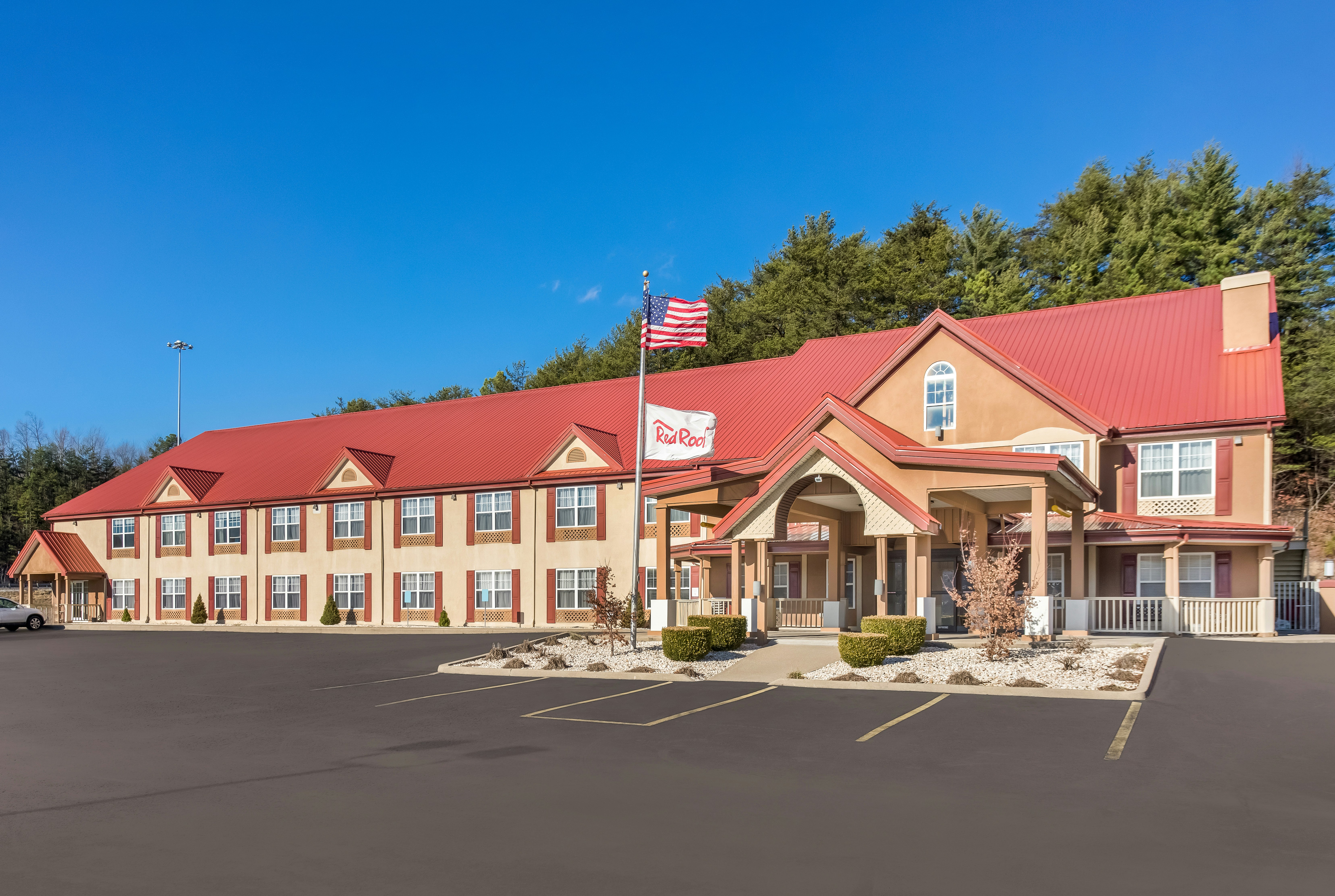Red Roof Inn & Suites Corbin 7/48