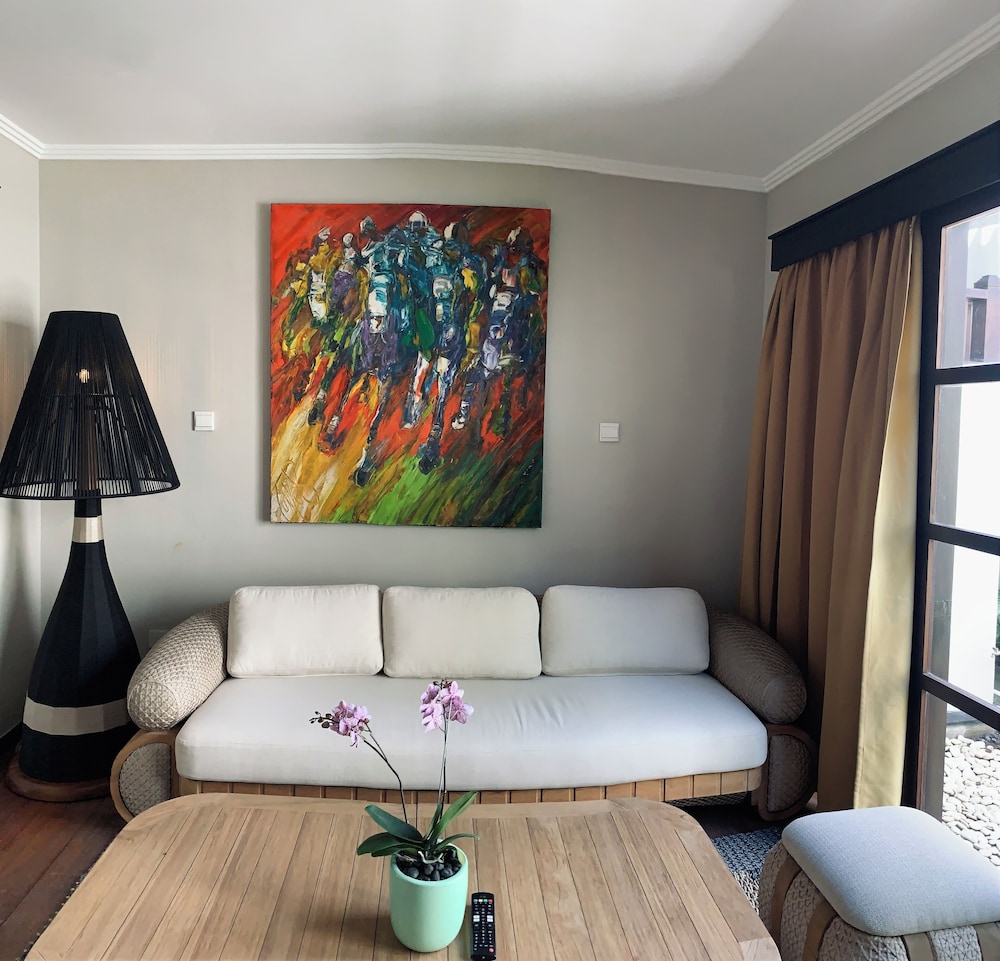 THE DAMPATI VILLA 14/25