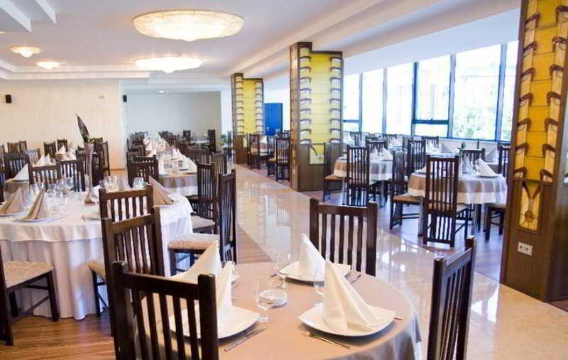 Grand Hotel 16/20
