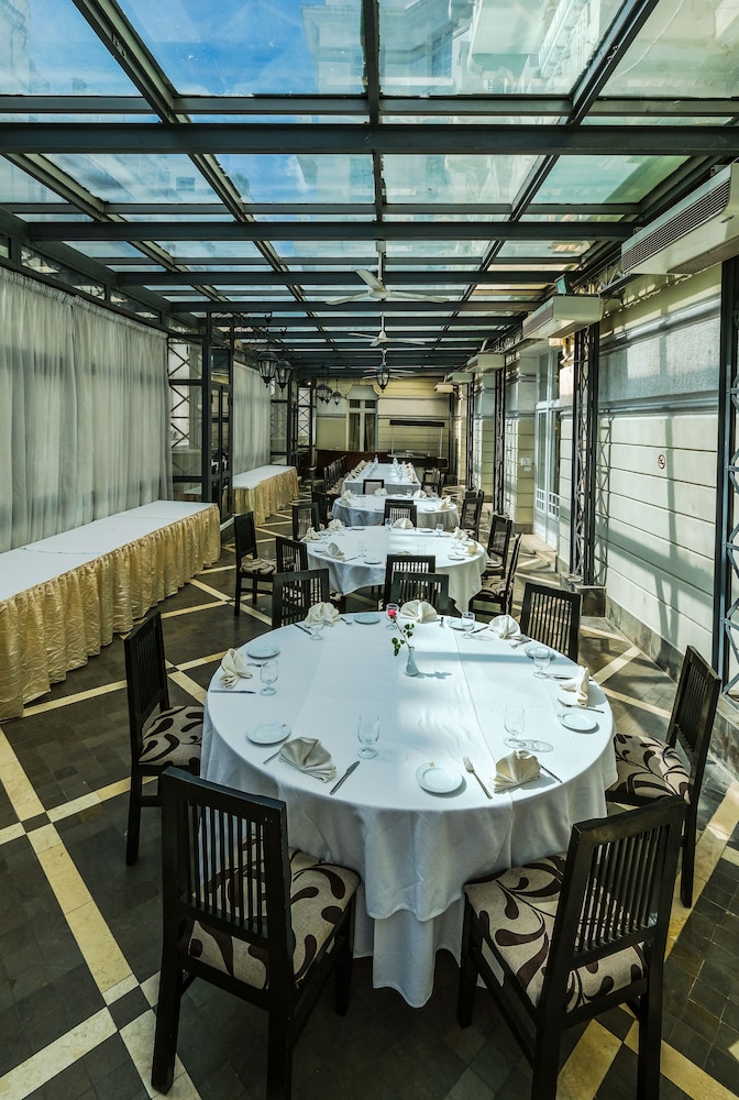 Hotel Majestic Tunis 46/64