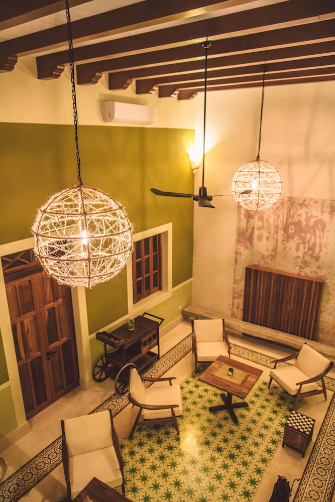 TreeHouse Boutique Hotel 27/50