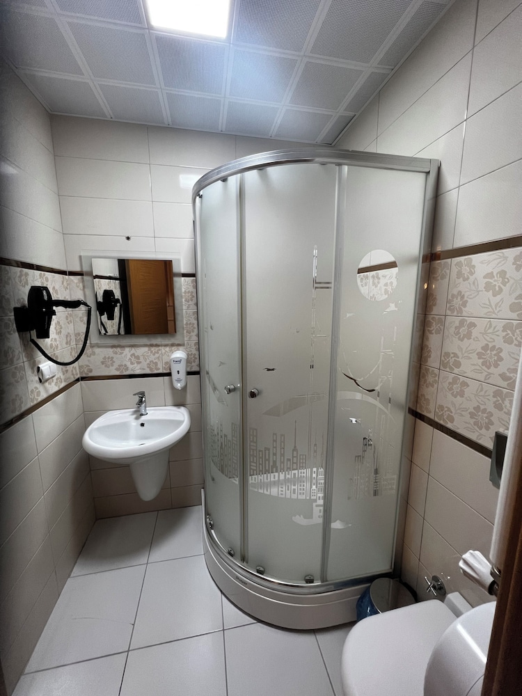 Mego Suite Otel 50/50