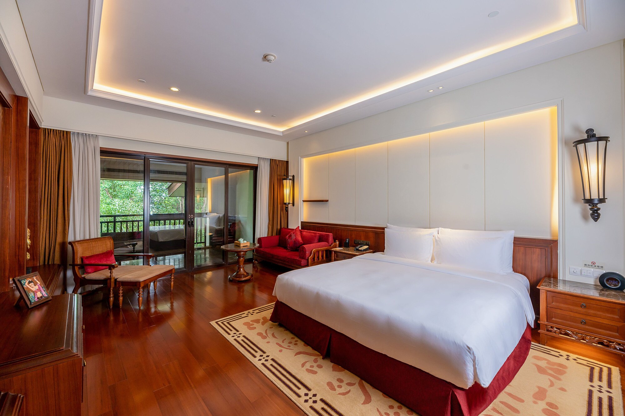 1 Bedroom, Suite, King Bed
