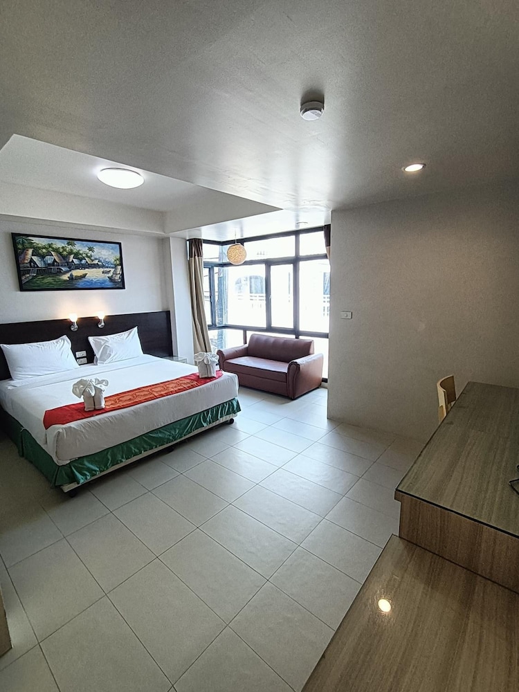 Amici Miei Hotel 20/30