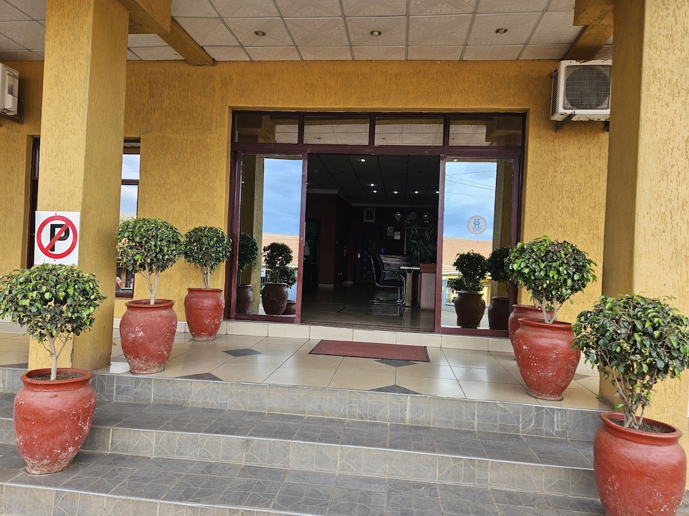 Bridgeview Hotel And Conference Centre 3/34