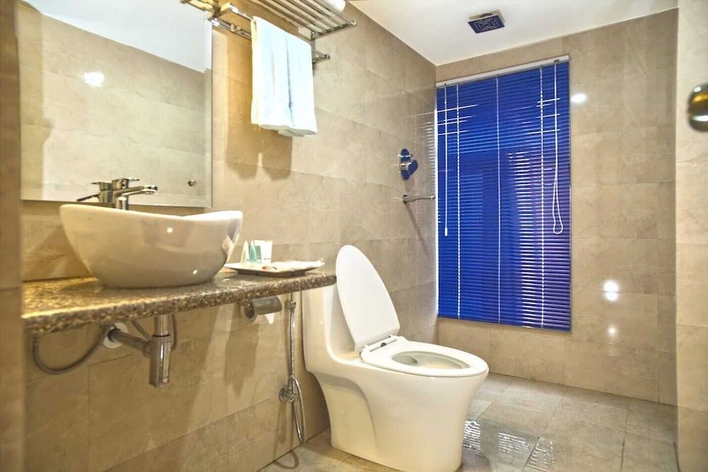 Shatkar Hotel and Spa 16/16