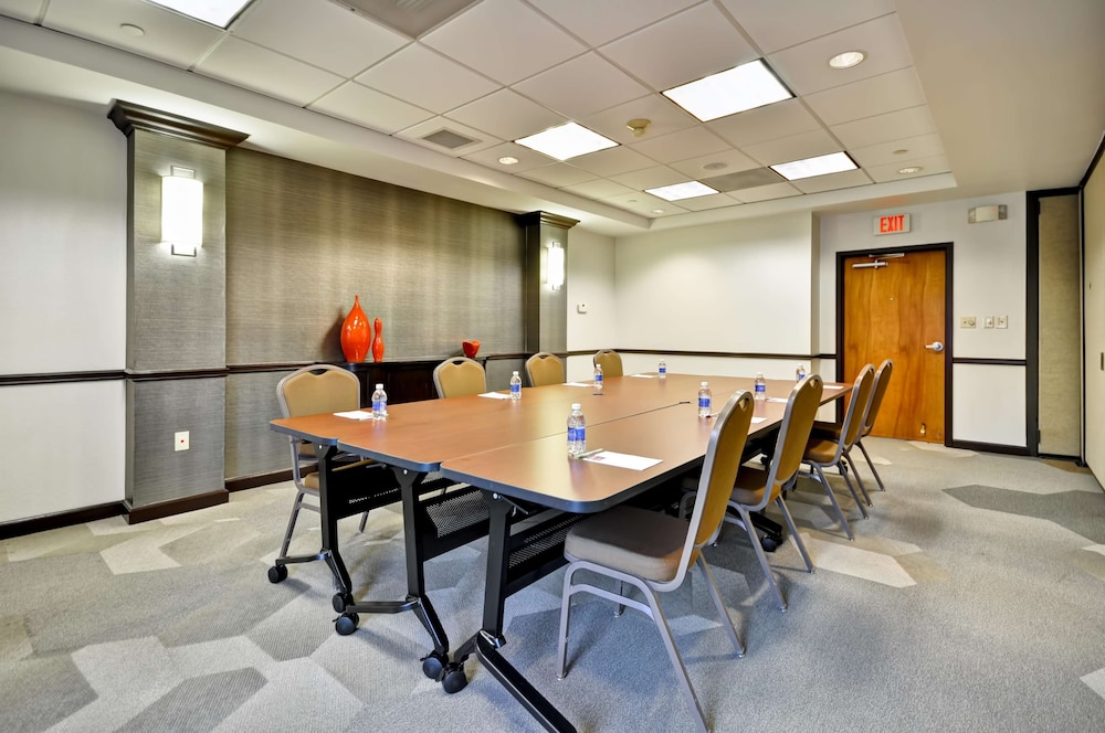 Hyatt Place Albuquerque Uptown 42/49