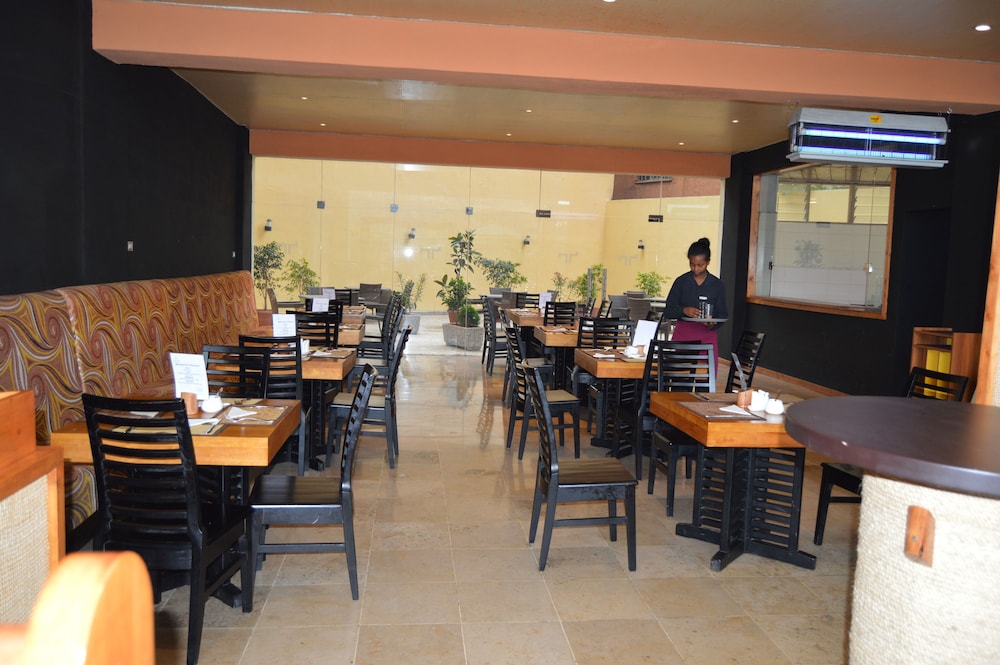Nega Bonger Hotel 30/41