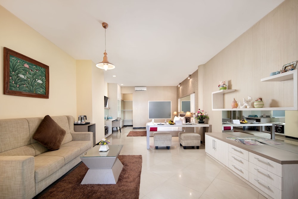 Royal Trawas Hotel & Cottages 37/55