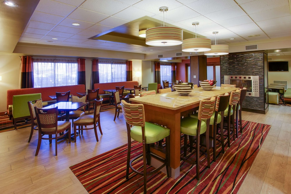 Hampton Inn Williamsport-Downtown 29/40