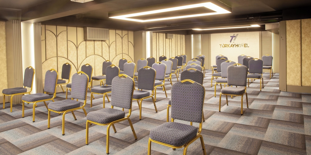 Turkay Otel 61/67
