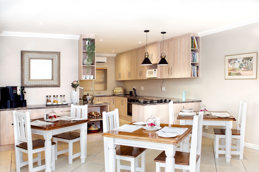 Wagtails Guest House 35/50