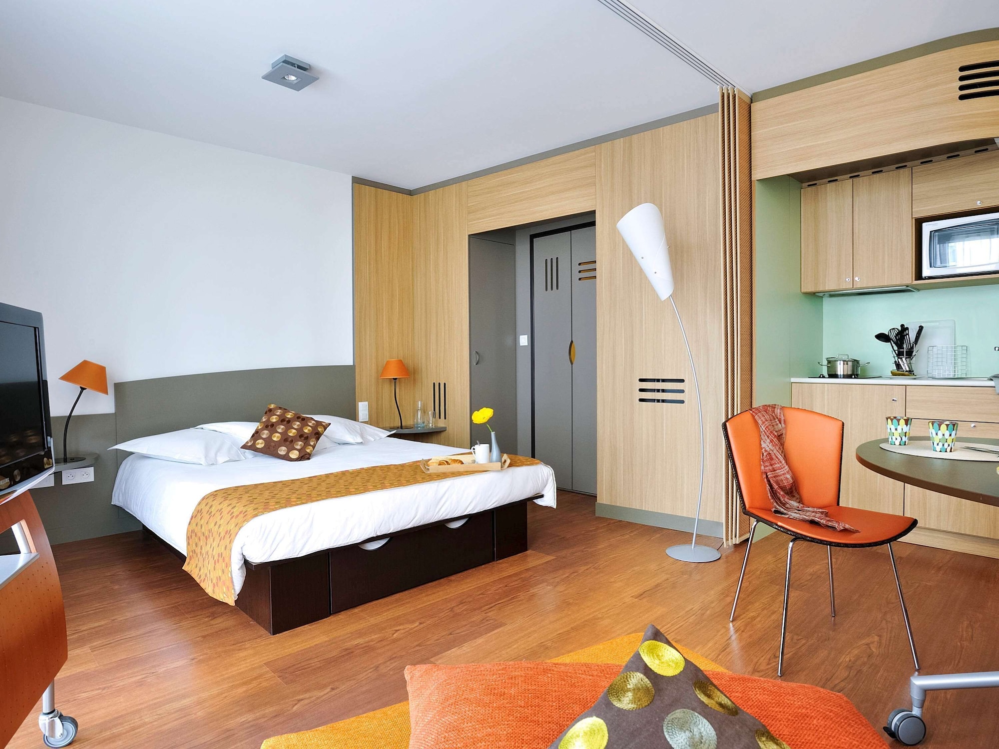 rooms
