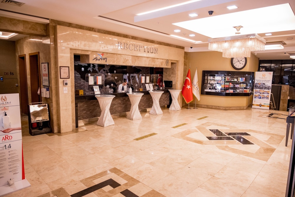 Selcuk Hotel Sems I Tebrizi 49/93
