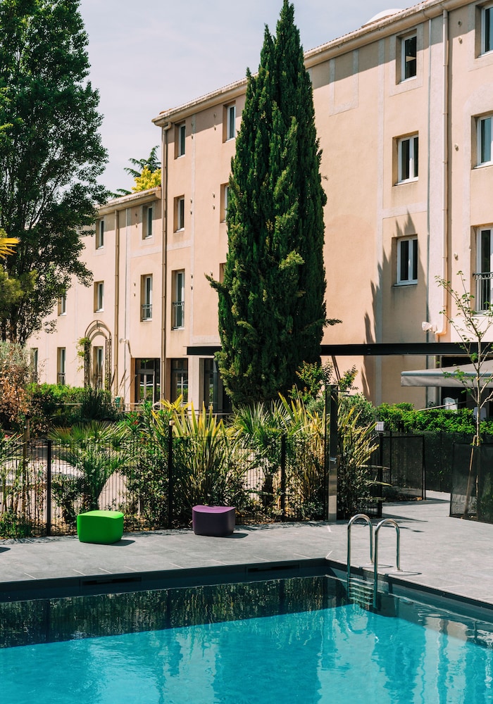 Escale Oceania Aix Hotel 52/57