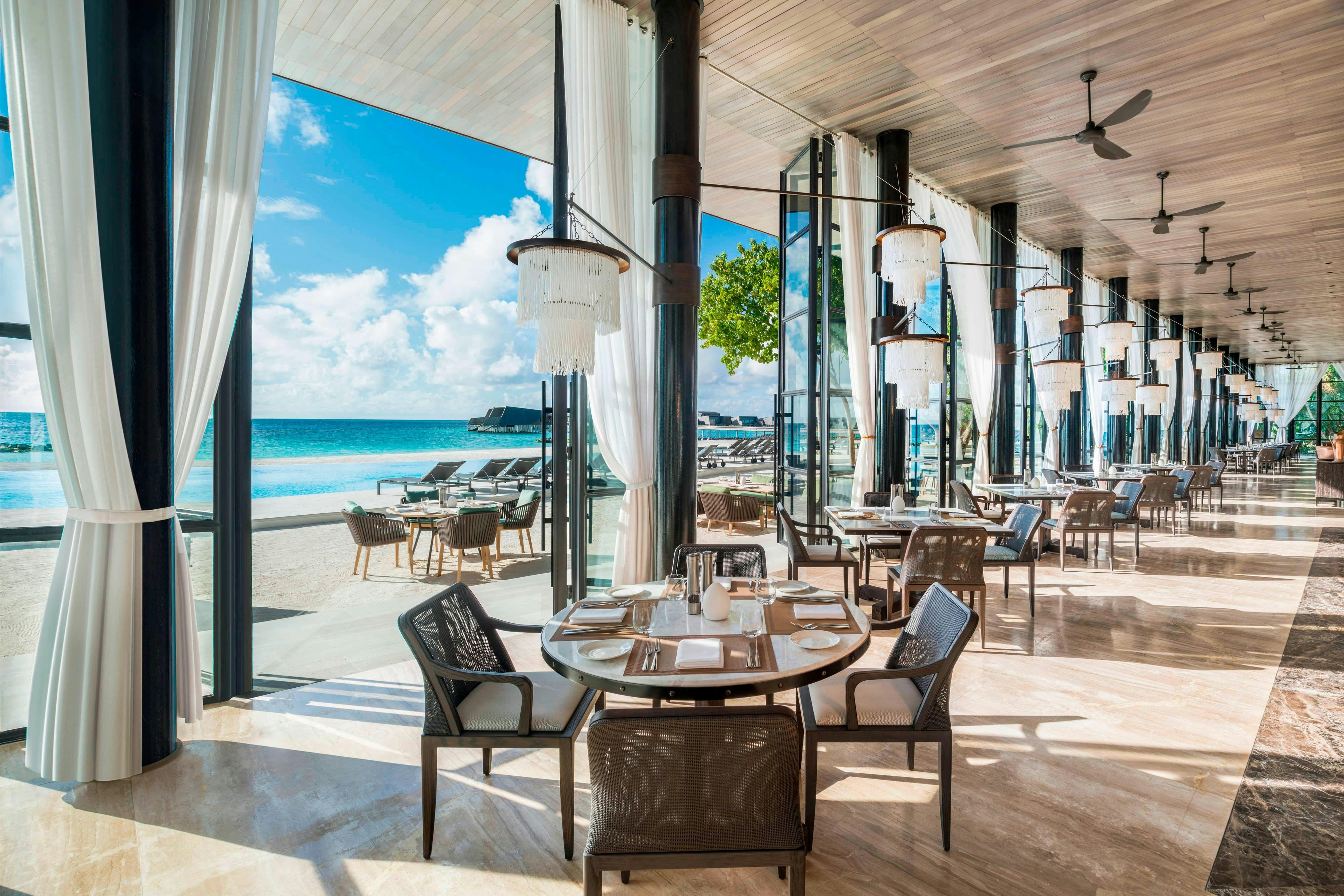 The St Regis Maldives Vommuli Resort 44/60