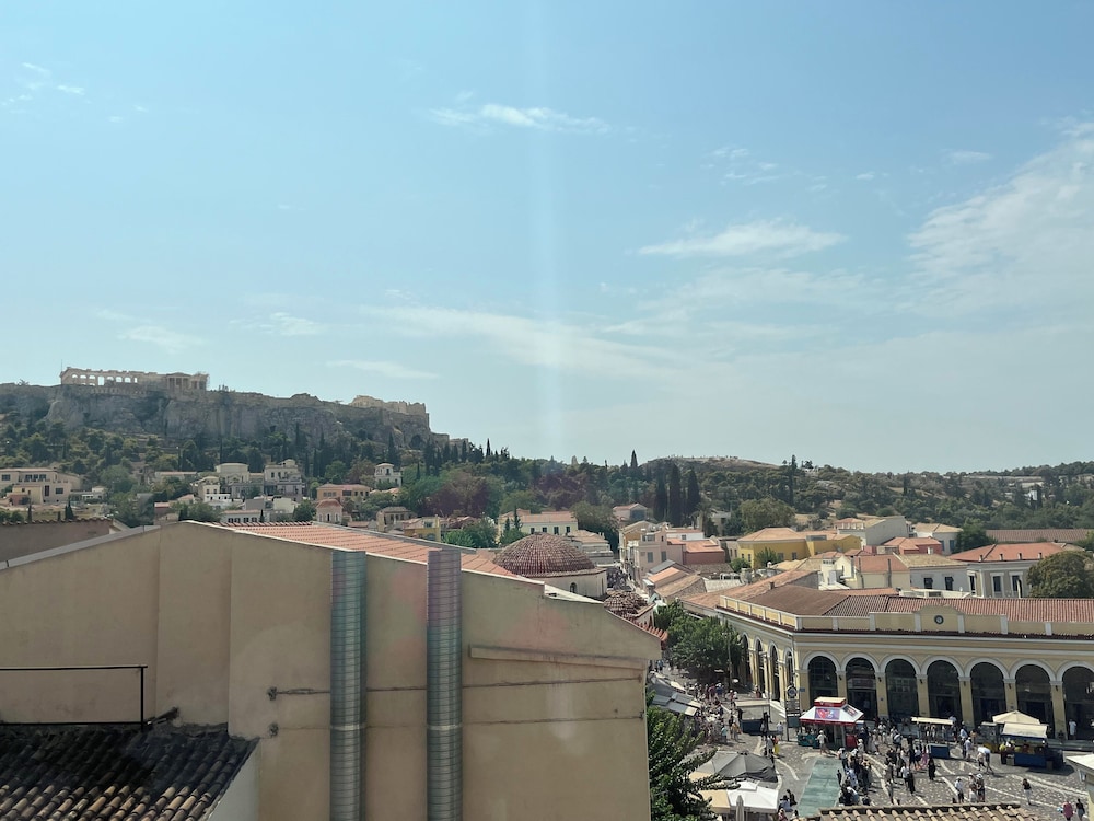 Athens Tower 48/50