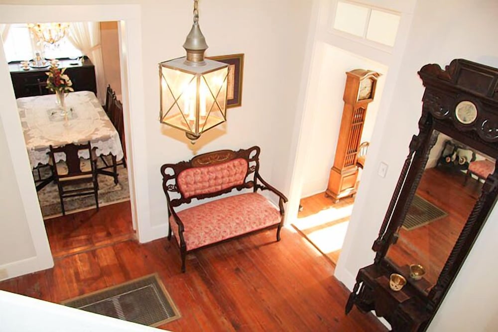 Riverboat Bed & Breakfast 16/43