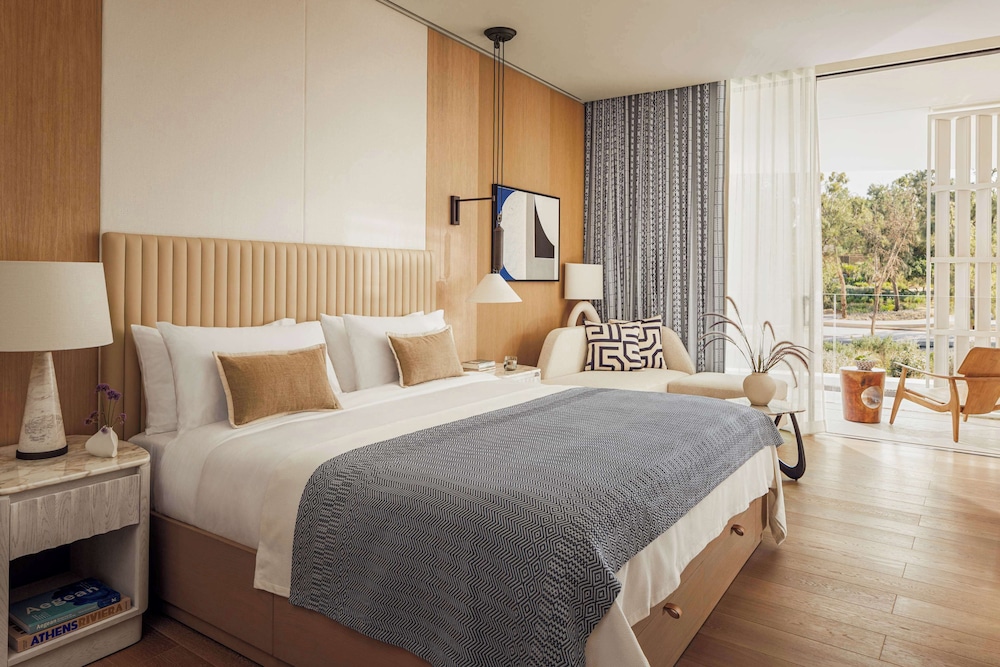 AESTHESIS, KING BED
