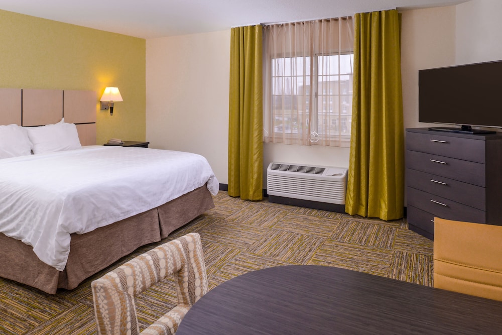 Candlewood Suites Paducah 16/65