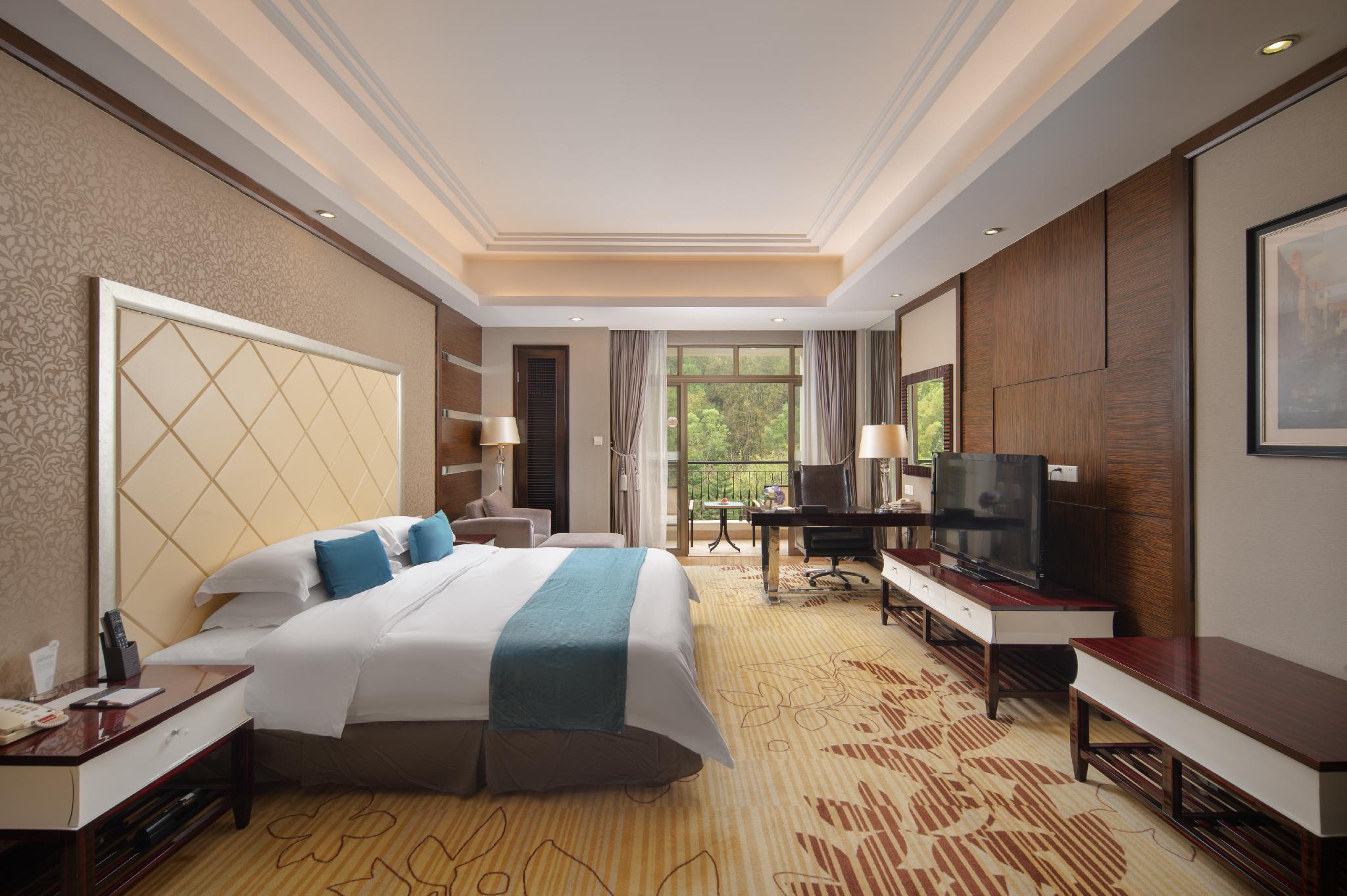 Country Garden Phoenix Hotel Yunfu 12/35