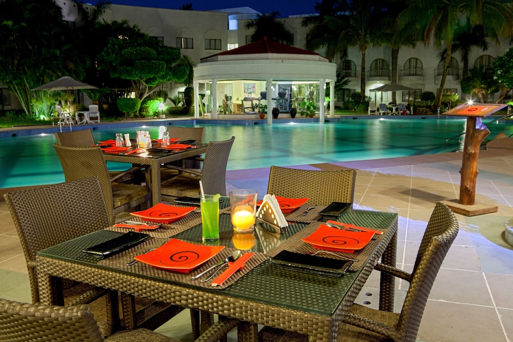 Lemon Tree Hotel Aurangabad 58/68