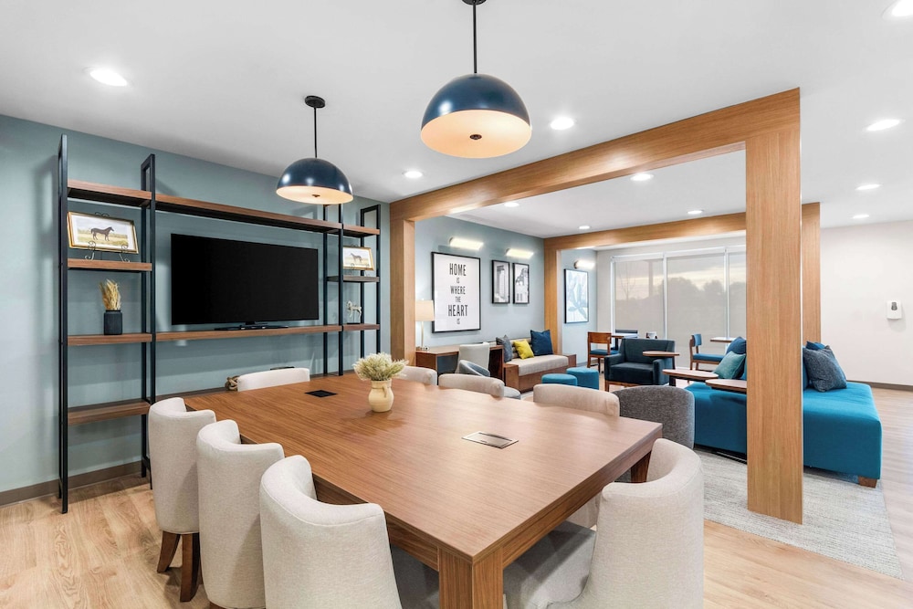 Everhome Suites Lexington - Horse Park 25/36