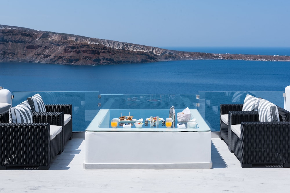 Hyperion Oia Suites 34/45