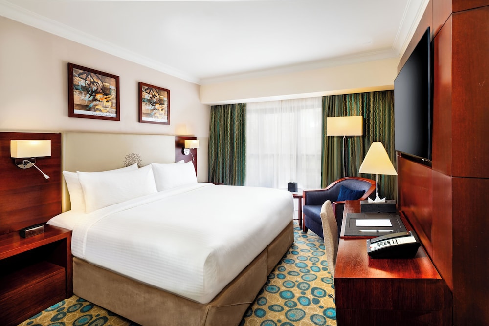EXECUTIVE, DOUBLE BED, CITY VIEW