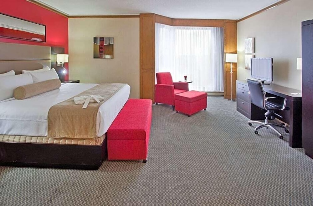 1 BEDROOM, EXECUTIVE, SUITE