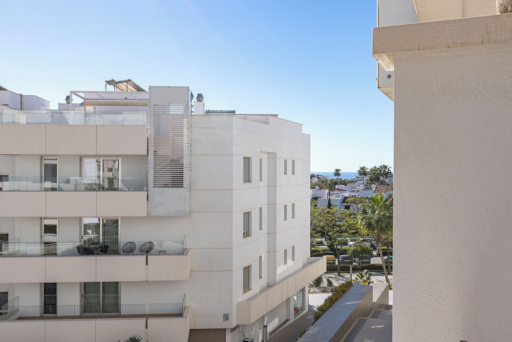 Aqua Apartments Marbella 2/80