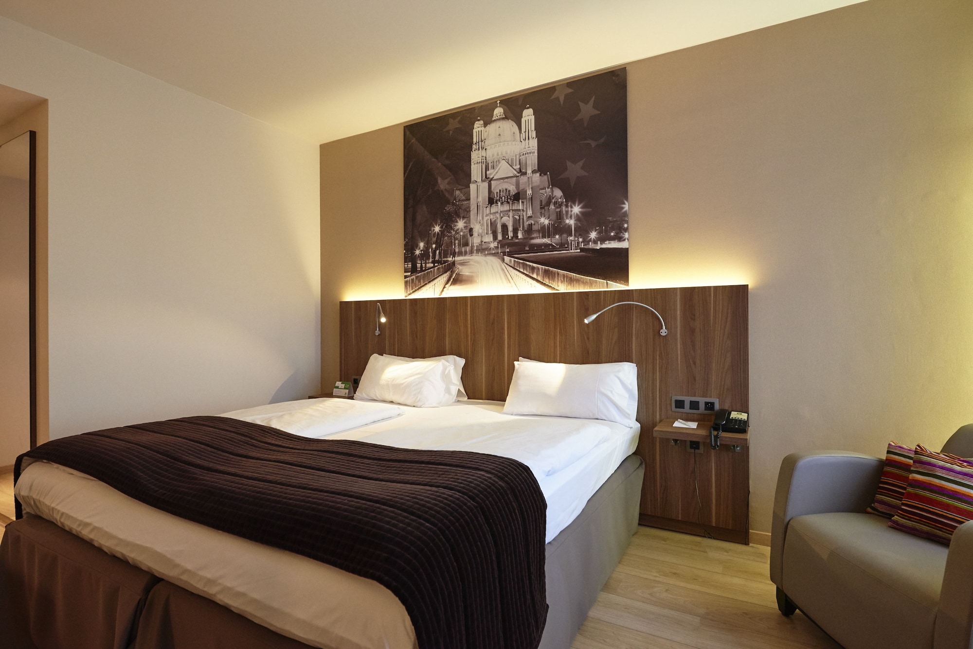 غرفة قياسية بسرير فردي، HOLIDAY INN BRUSSELS SCHUMAN 4/17