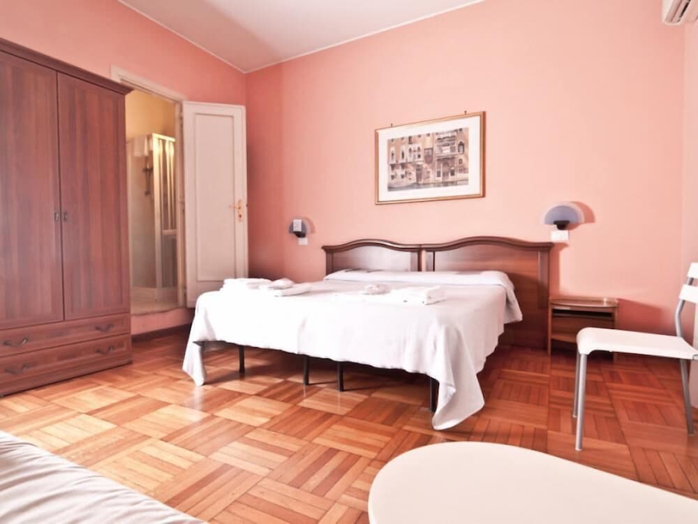 Ai Musei Vaticani Best Bed 11/27