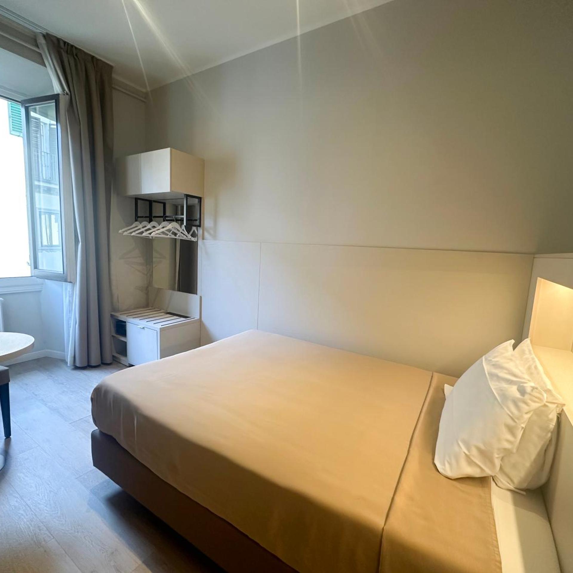 Room, Single, External Bathroom