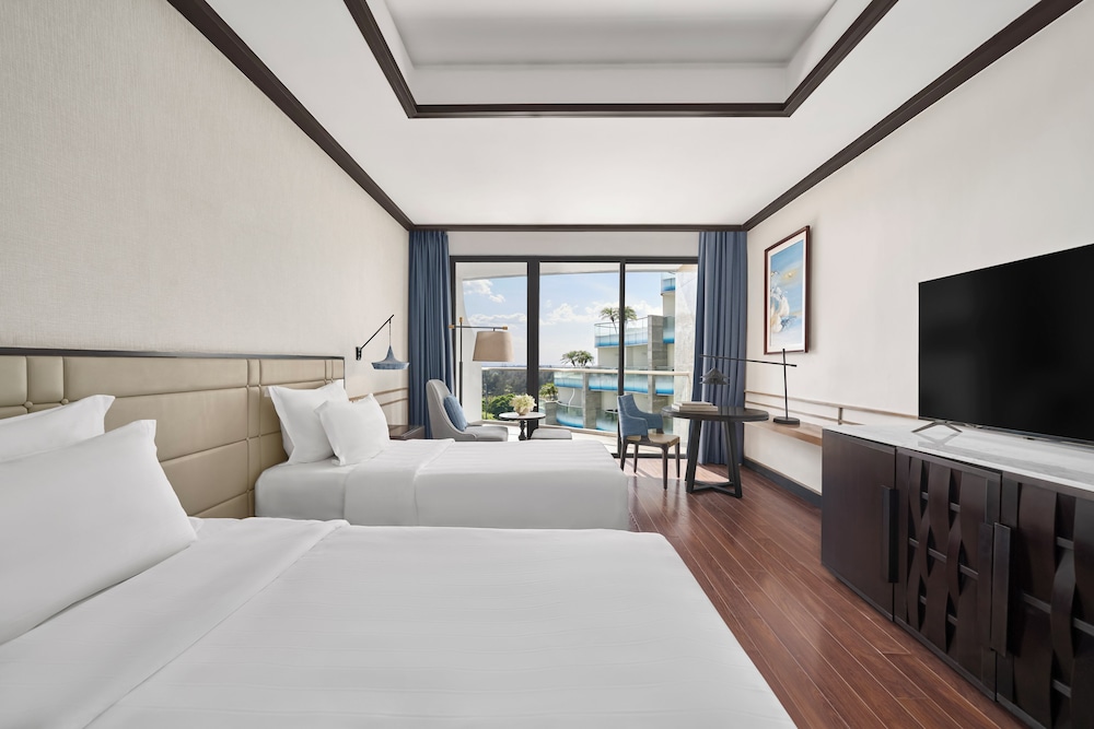 Vinpearl Resort and Golf Nam Hoi An 27/78