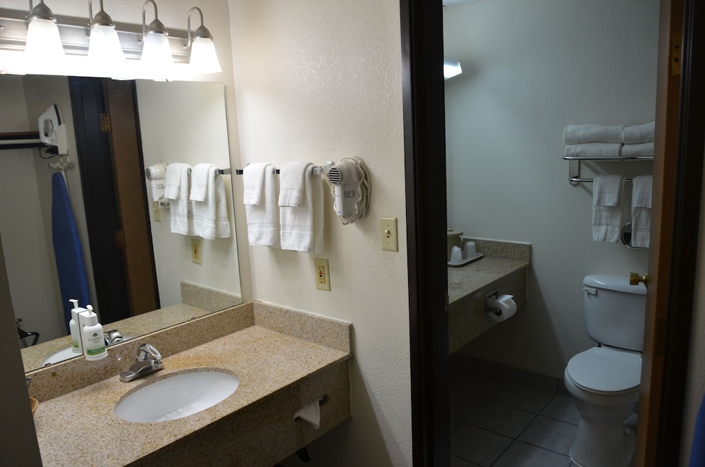 Park Inn by Radisson Maryville 46/50