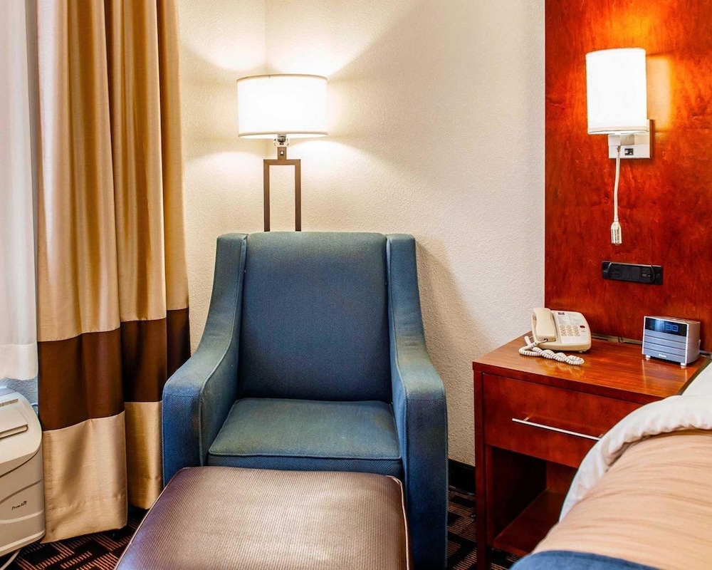 Comfort Inn Marion 33/60