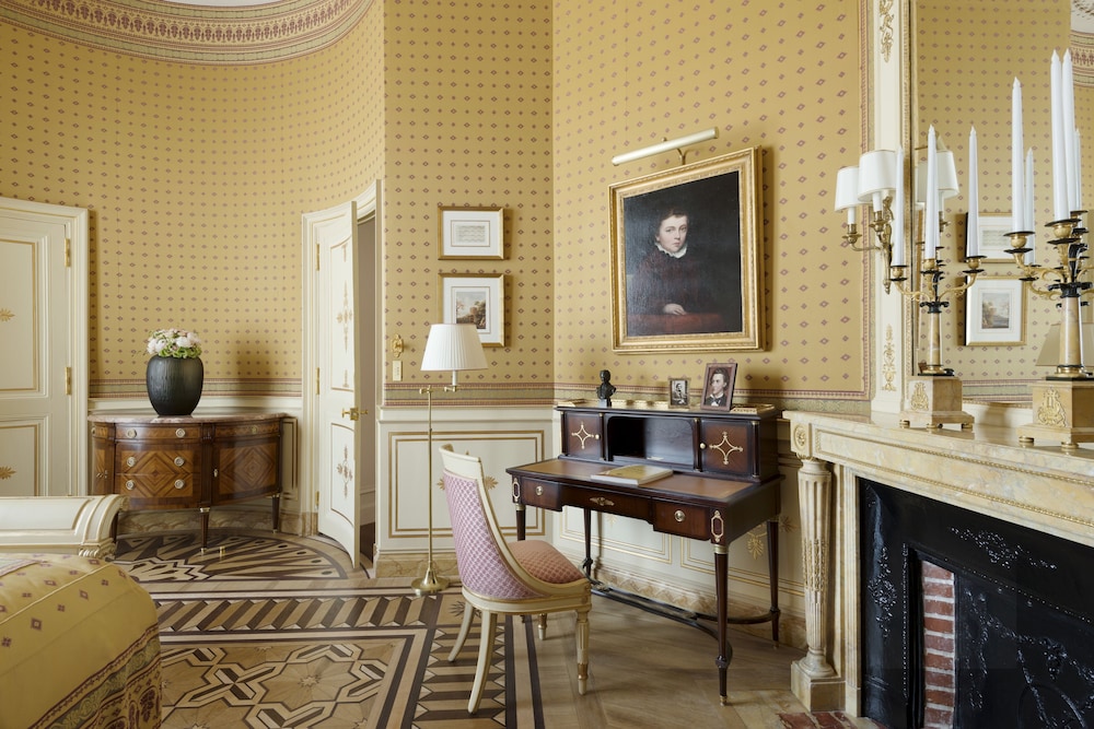 Ritz Paris 75/86
