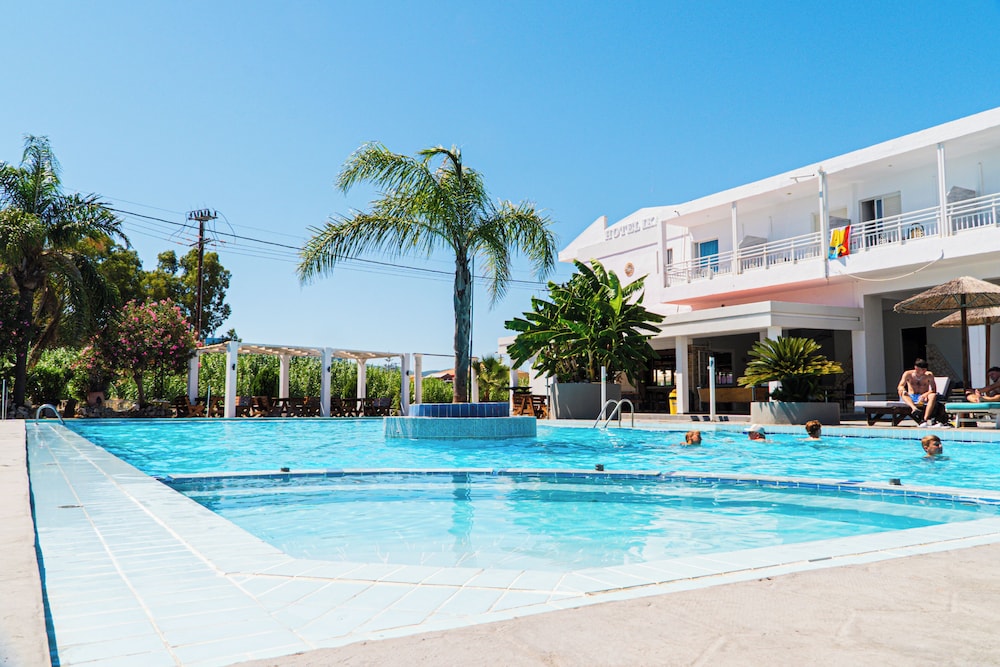 Ikaros Hotel 47/70